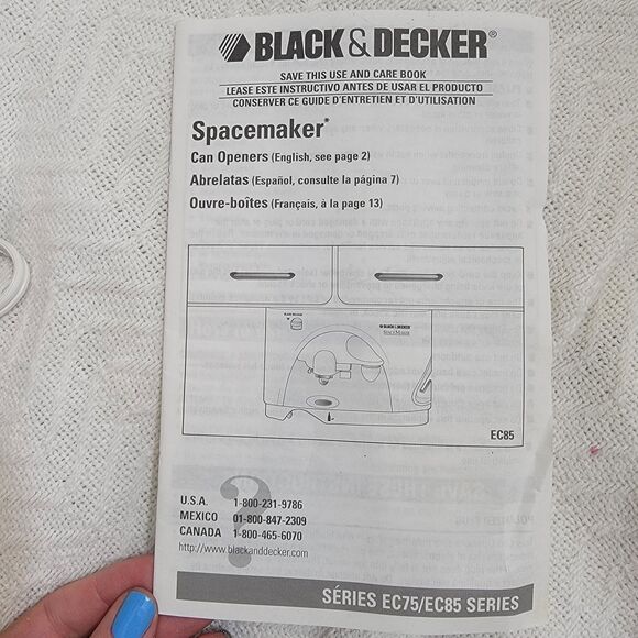 Black & Decker Spacemaker EC85 Under Cabinet Mount Can Opener W/Knife Sharpener - Picture 10 of 13